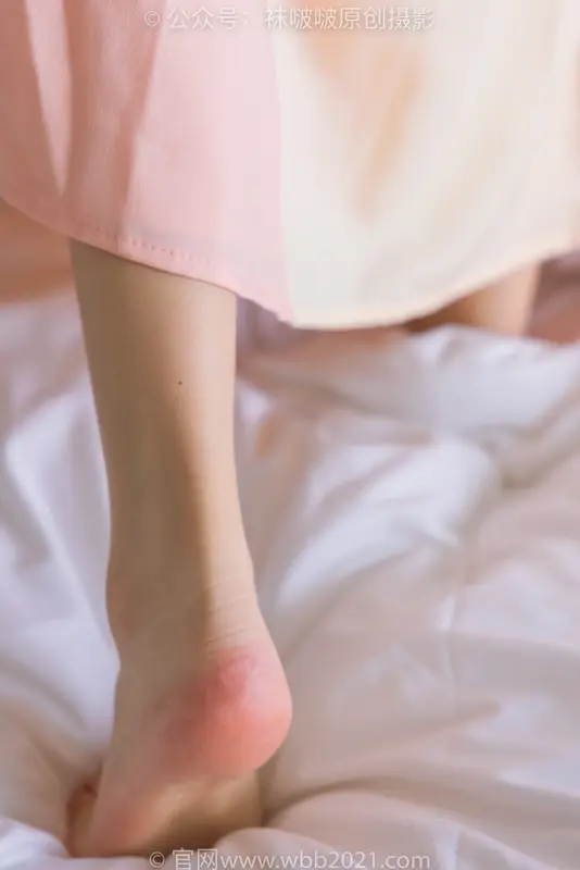 小甜豆-布鞋、白丝(脚尖加固款)、裸足、古装(花絮版) - BoBoSocks袜啵啵